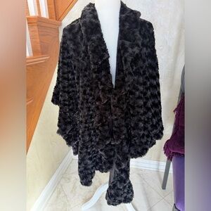 Luxurious Black Faux Fur Women's Cape